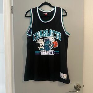 Mitchell & Ness Black Jersey with White and Blue Charlotte Hornets jersey